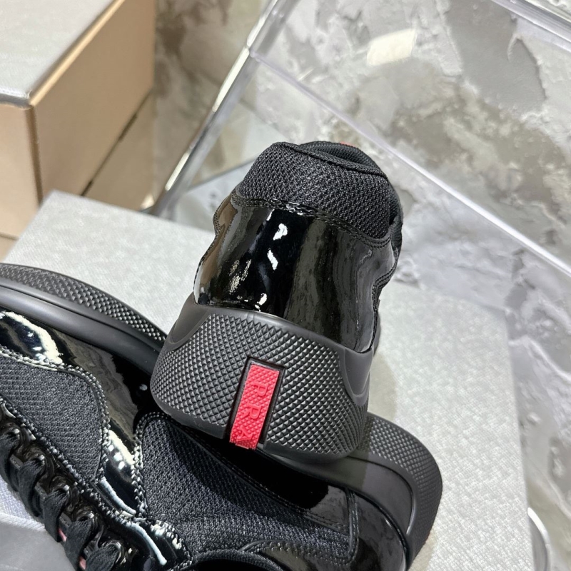 Pra*a sneakers